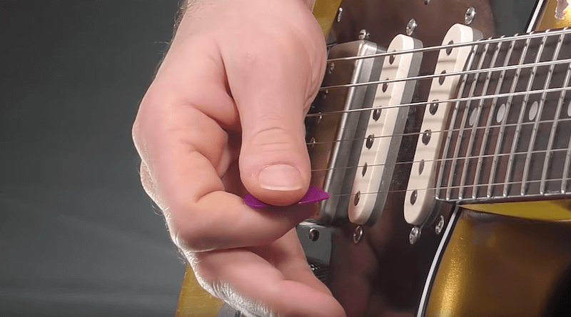 Technique main droite Rake guitare 2