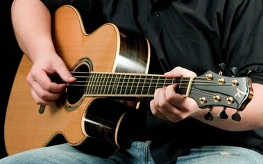 choisir un professeur de guitare, il faut faire attention