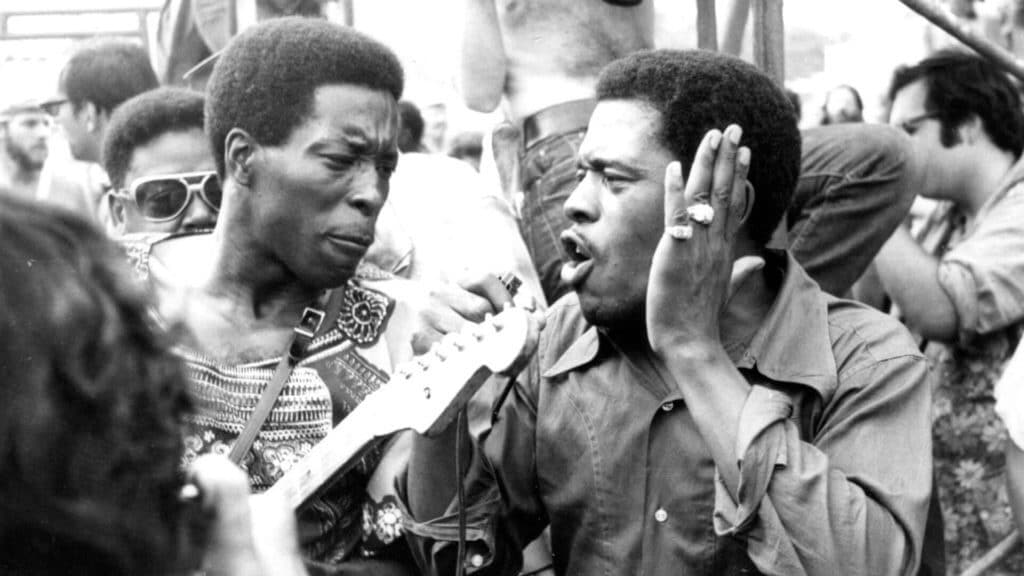 Junior Wells et le guitariste Buddy Guy, dans les années 1950 à Chicago