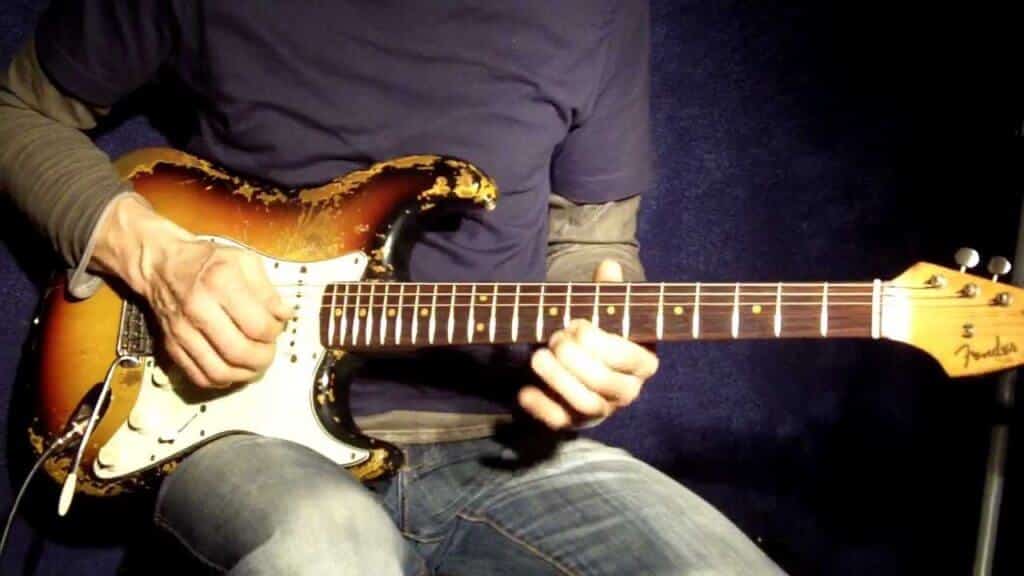 guitare blues stratocaster